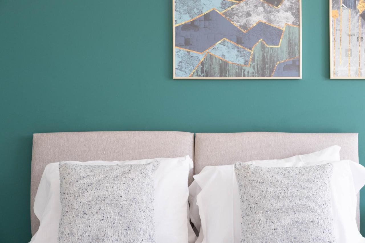 Beautiful And Comfortable Home Away From Home With Free Parking, Fast Wifi And White Crisp Hotel Standard Linen Hosted By Our Home Short Stays Нортхамптън Екстериор снимка